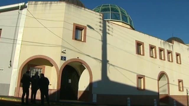 Plainte contre la mosquée de Clermont-Ferrand