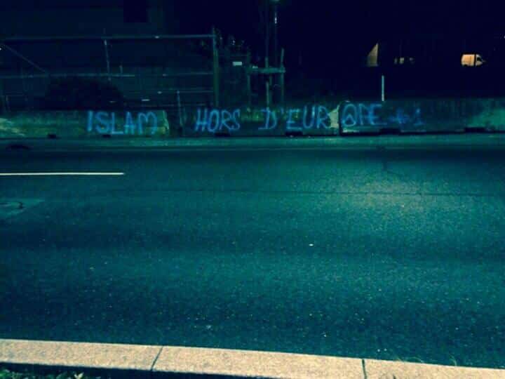 Tags islamophobes dans les rue de Lyon signés par les identitaires 3